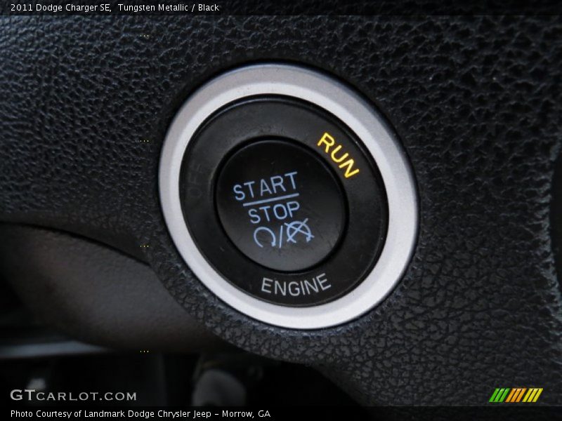 Tungsten Metallic / Black 2011 Dodge Charger SE