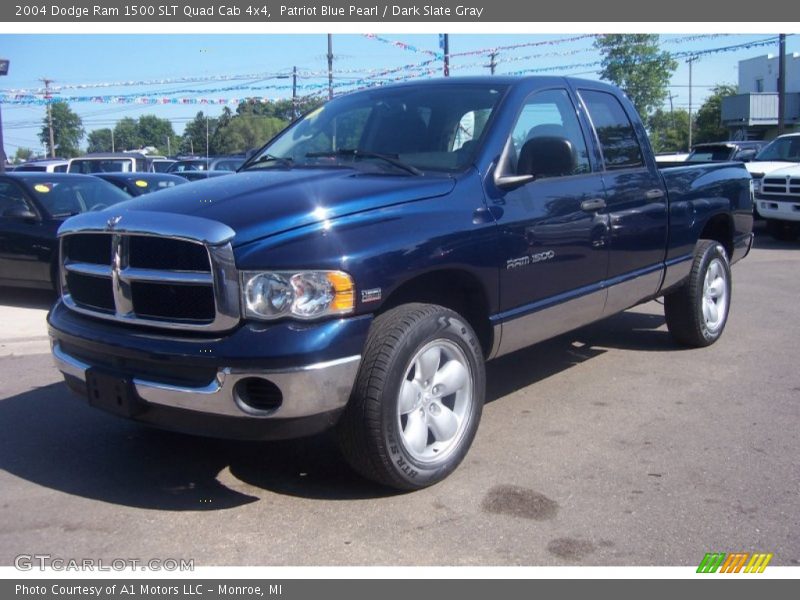 Front 3/4 View of 2004 Ram 1500 SLT Quad Cab 4x4