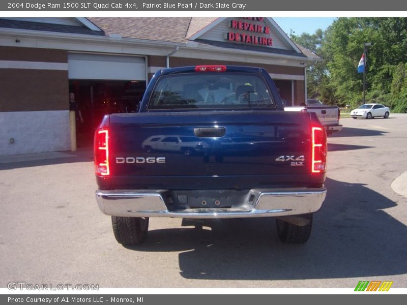Patriot Blue Pearl / Dark Slate Gray 2004 Dodge Ram 1500 SLT Quad Cab 4x4