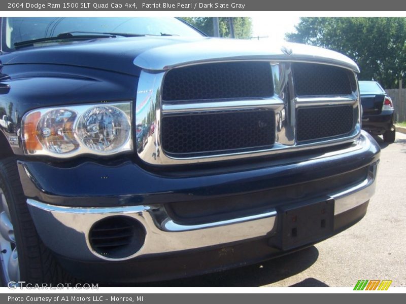 Patriot Blue Pearl / Dark Slate Gray 2004 Dodge Ram 1500 SLT Quad Cab 4x4