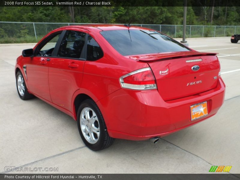 Vermillion Red / Charcoal Black 2008 Ford Focus SES Sedan