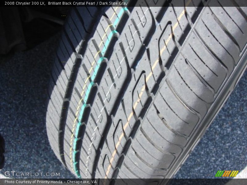 Brilliant Black Crystal Pearl / Dark Slate Gray 2008 Chrysler 300 LX