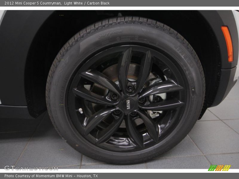 Light White / Carbon Black 2012 Mini Cooper S Countryman