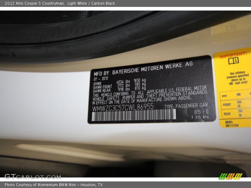 Light White / Carbon Black 2012 Mini Cooper S Countryman