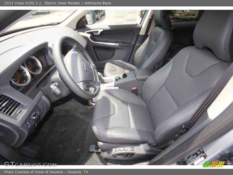 Electric Silver Metallic / Anthracite Black 2013 Volvo XC60 3.2