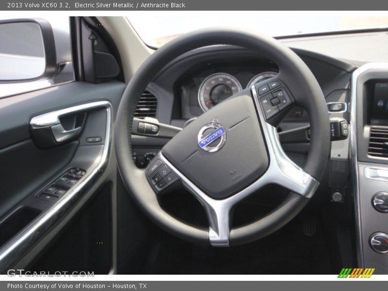 Electric Silver Metallic / Anthracite Black 2013 Volvo XC60 3.2