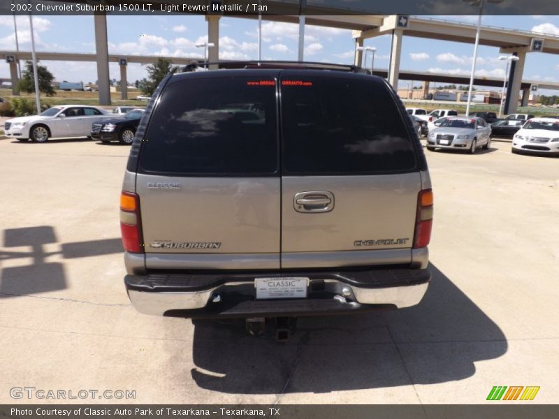 Light Pewter Metallic / Tan 2002 Chevrolet Suburban 1500 LT