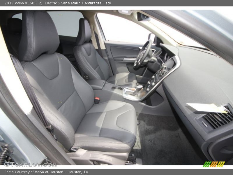 Electric Silver Metallic / Anthracite Black 2013 Volvo XC60 3.2