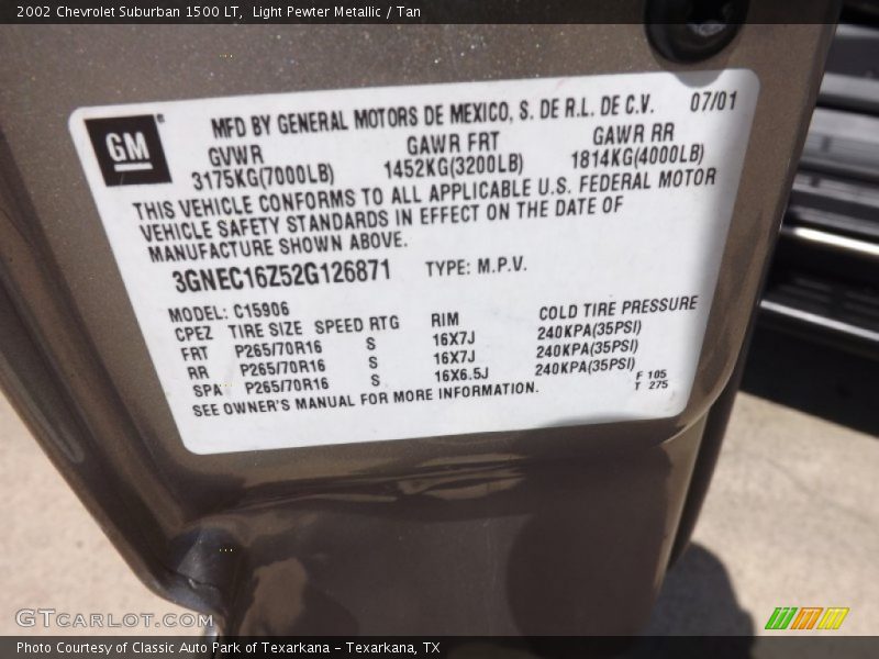 Light Pewter Metallic / Tan 2002 Chevrolet Suburban 1500 LT