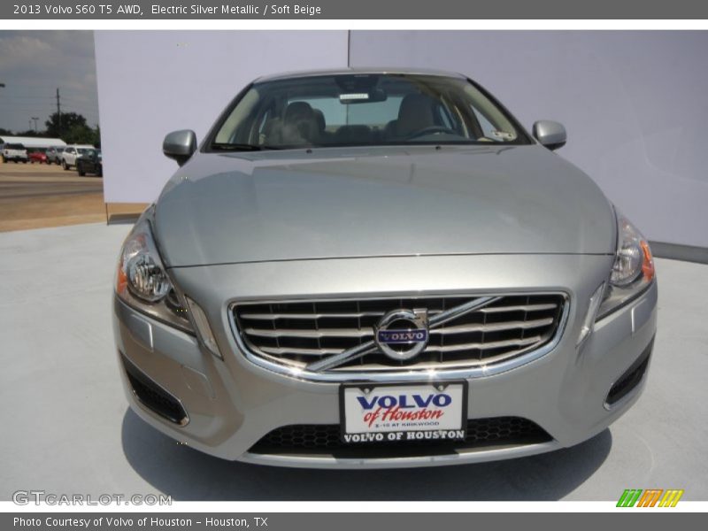 Electric Silver Metallic / Soft Beige 2013 Volvo S60 T5 AWD