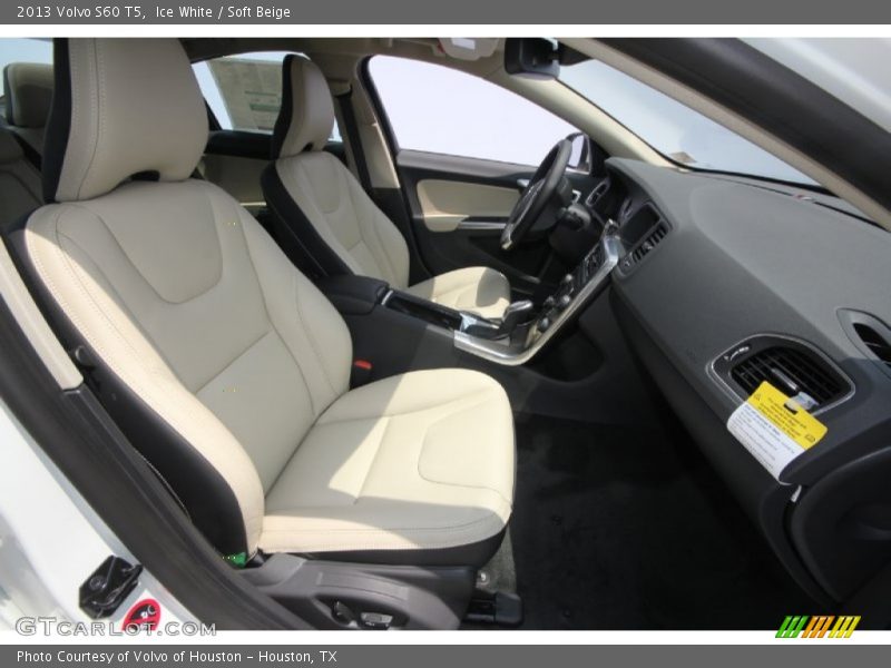 Ice White / Soft Beige 2013 Volvo S60 T5