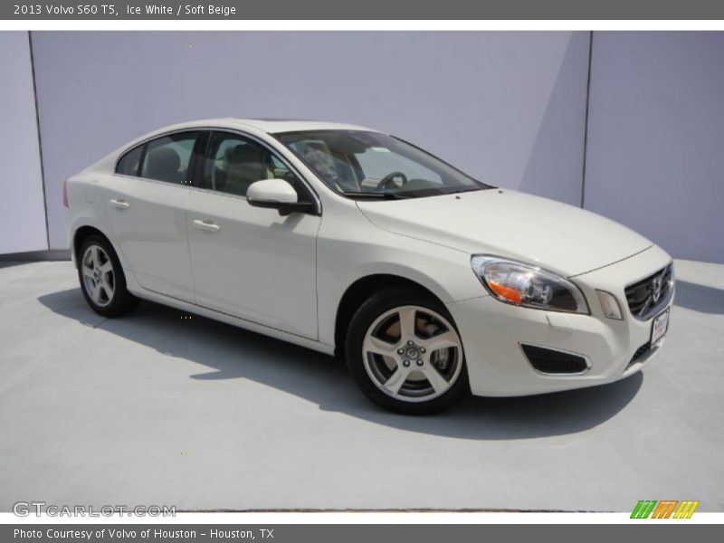 Ice White / Soft Beige 2013 Volvo S60 T5