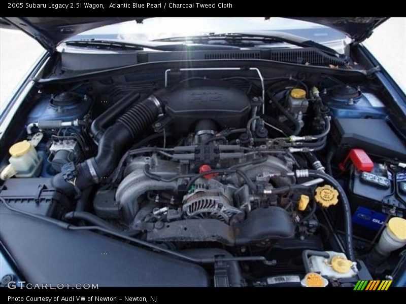 Atlantic Blue Pearl / Charcoal Tweed Cloth 2005 Subaru Legacy 2.5i Wagon