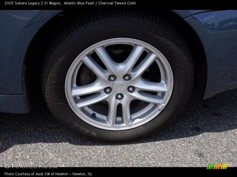 Atlantic Blue Pearl / Charcoal Tweed Cloth 2005 Subaru Legacy 2.5i Wagon
