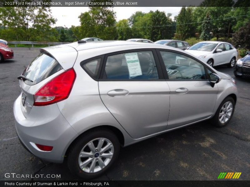 Ingot Silver / Charcoal Black/Blue Accent 2013 Ford Fiesta SE Hatchback