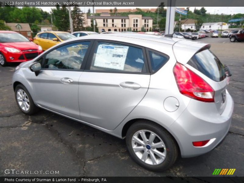 Ingot Silver / Charcoal Black/Blue Accent 2013 Ford Fiesta SE Hatchback