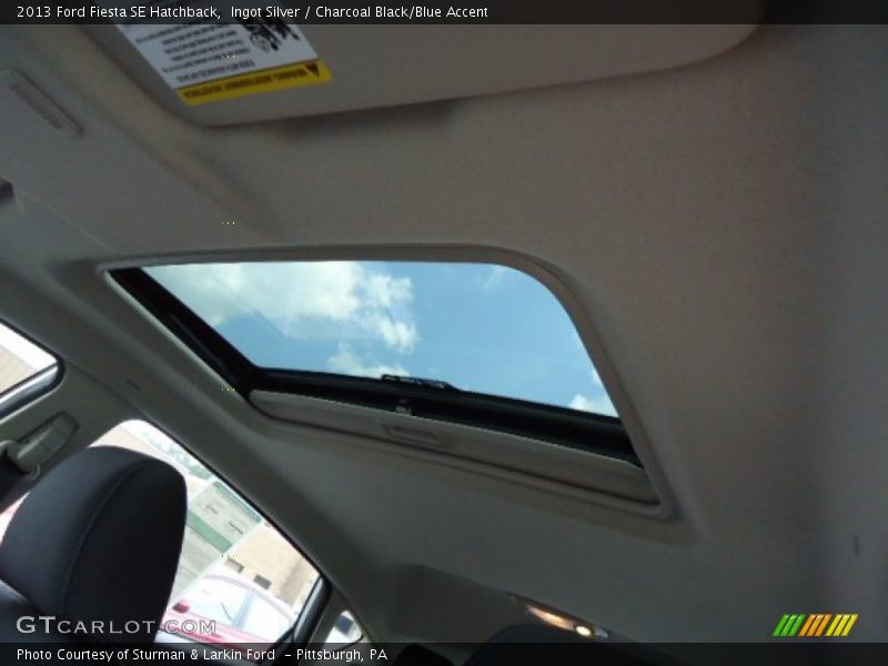 Ingot Silver / Charcoal Black/Blue Accent 2013 Ford Fiesta SE Hatchback