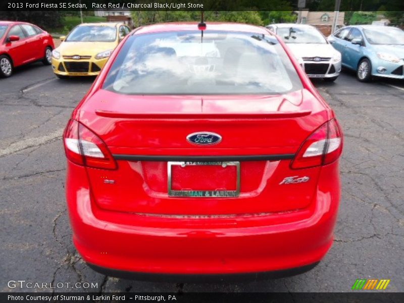 Race Red / Charcoal Black/Light Stone 2013 Ford Fiesta SE Sedan