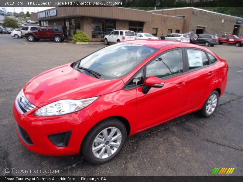 Race Red / Charcoal Black/Light Stone 2013 Ford Fiesta SE Sedan