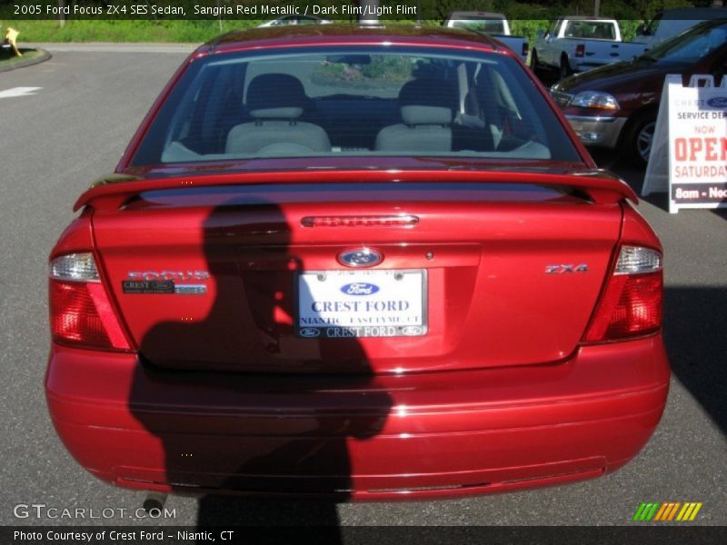 Sangria Red Metallic / Dark Flint/Light Flint 2005 Ford Focus ZX4 SES Sedan