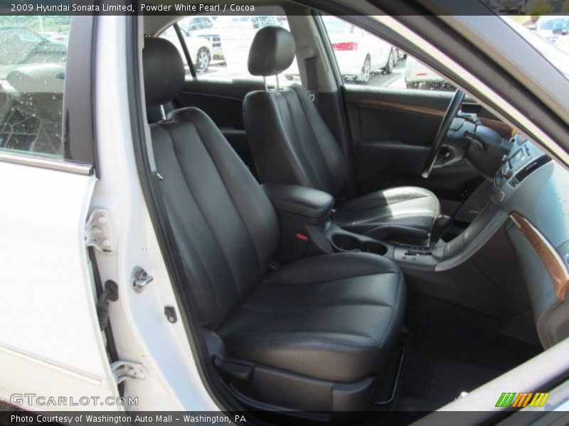Front Seat of 2009 Sonata Limited