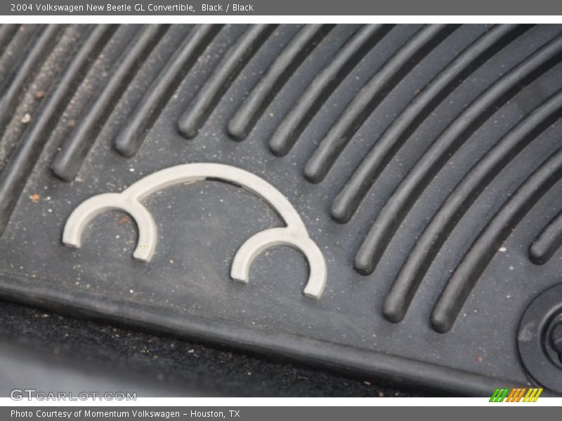 Black / Black 2004 Volkswagen New Beetle GL Convertible
