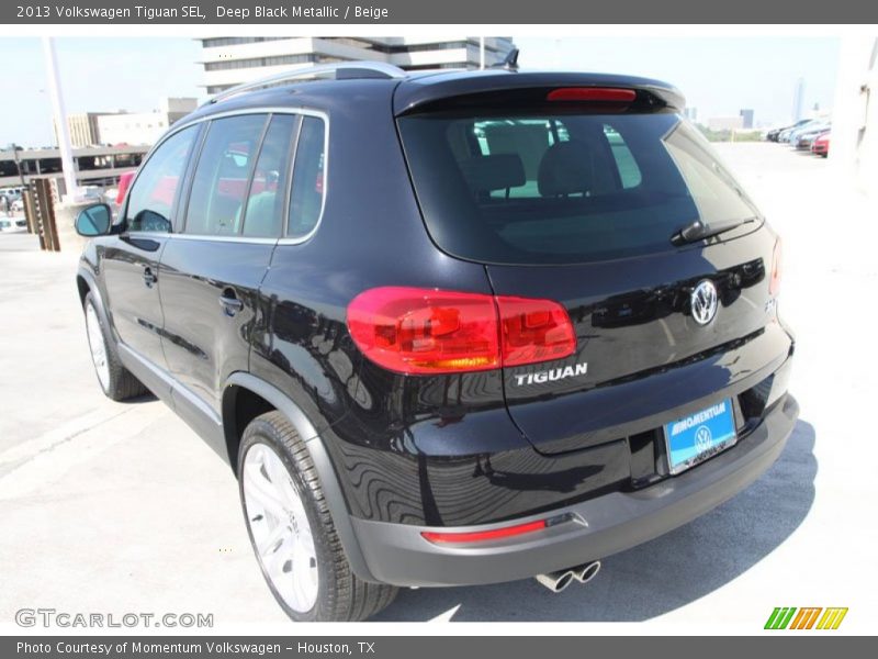 Deep Black Metallic / Beige 2013 Volkswagen Tiguan SEL