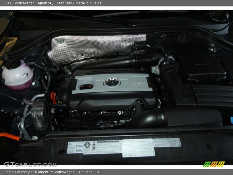 Deep Black Metallic / Beige 2013 Volkswagen Tiguan SE