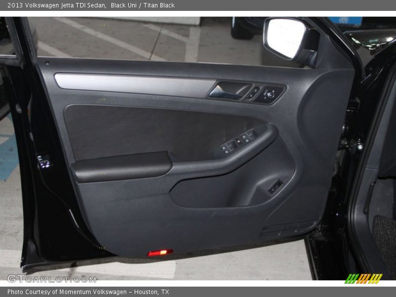 Black Uni / Titan Black 2013 Volkswagen Jetta TDI Sedan