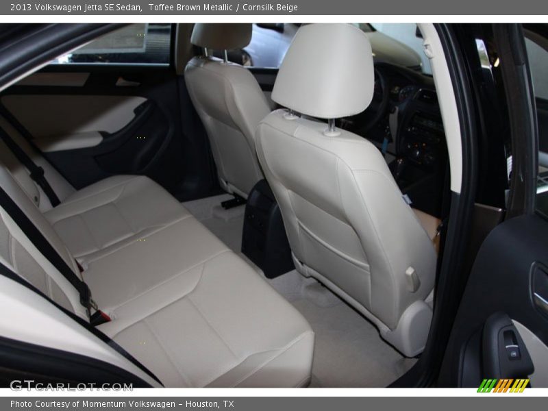 Toffee Brown Metallic / Cornsilk Beige 2013 Volkswagen Jetta SE Sedan