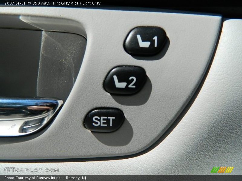 Controls of 2007 RX 350 AWD