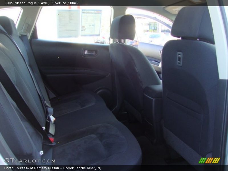 Silver Ice / Black 2009 Nissan Rogue S AWD