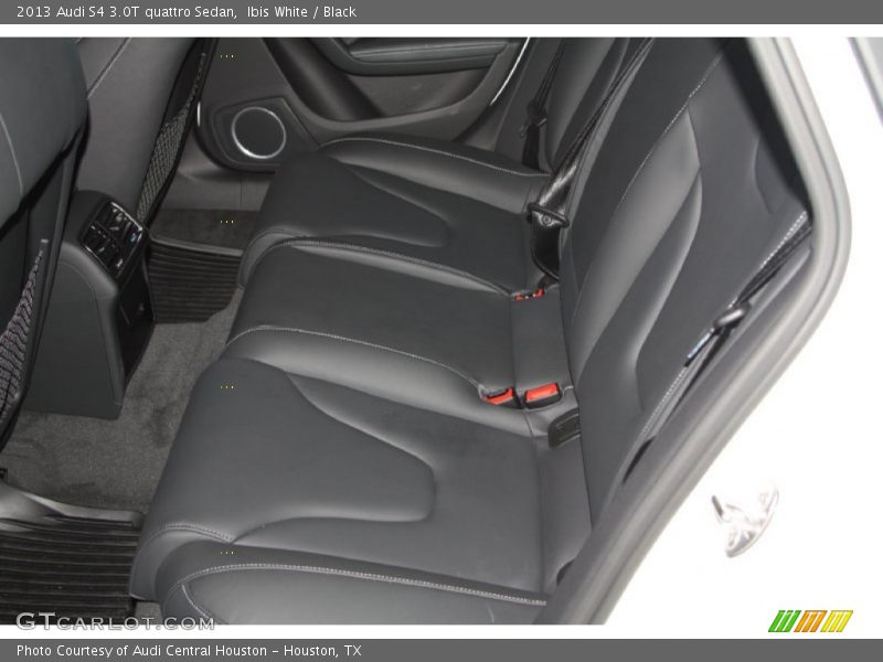 Ibis White / Black 2013 Audi S4 3.0T quattro Sedan