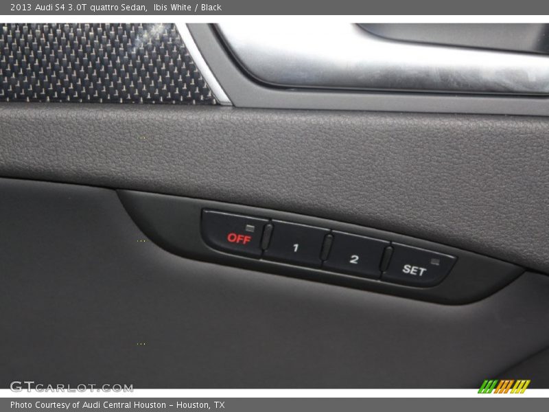 Ibis White / Black 2013 Audi S4 3.0T quattro Sedan