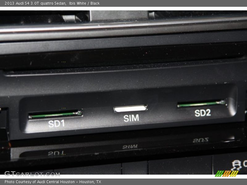 Ibis White / Black 2013 Audi S4 3.0T quattro Sedan