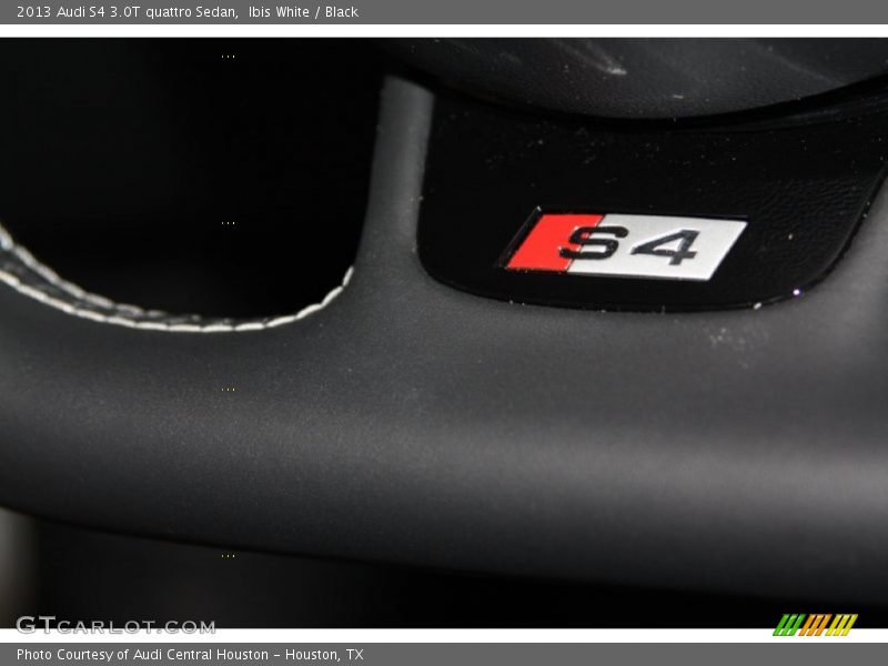Ibis White / Black 2013 Audi S4 3.0T quattro Sedan