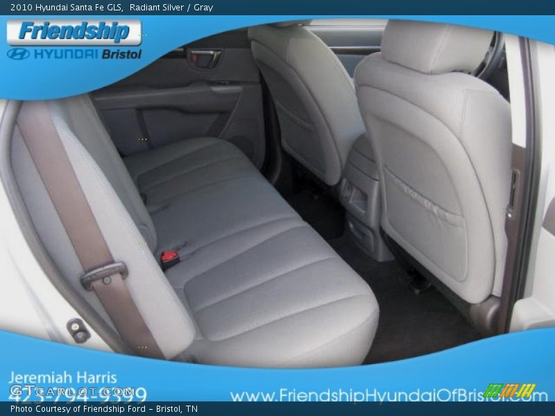 Radiant Silver / Gray 2010 Hyundai Santa Fe GLS