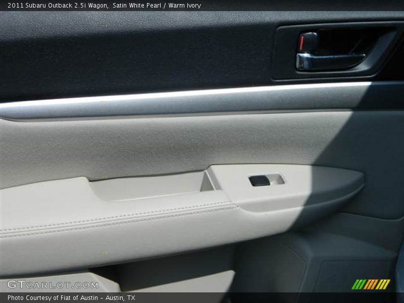 Satin White Pearl / Warm Ivory 2011 Subaru Outback 2.5i Wagon