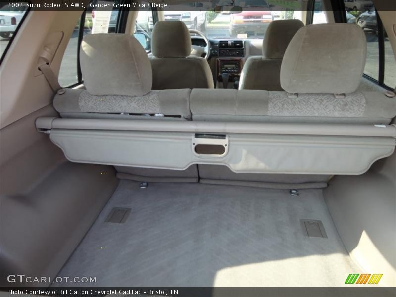  2002 Rodeo LS 4WD Trunk