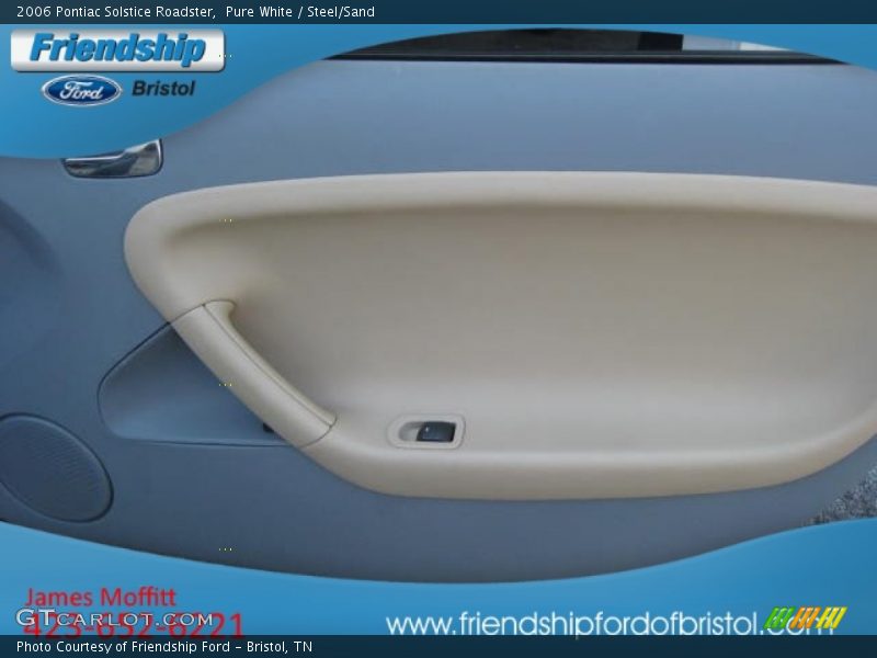 Pure White / Steel/Sand 2006 Pontiac Solstice Roadster