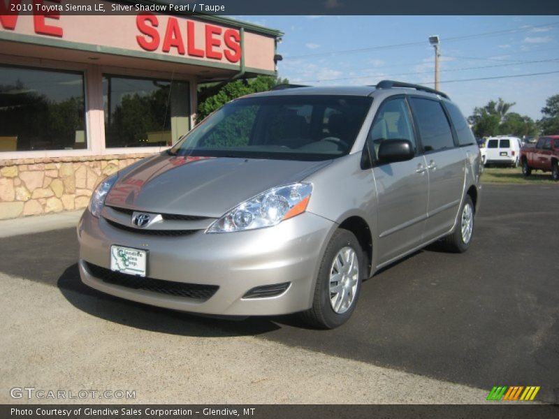 Silver Shadow Pearl / Taupe 2010 Toyota Sienna LE