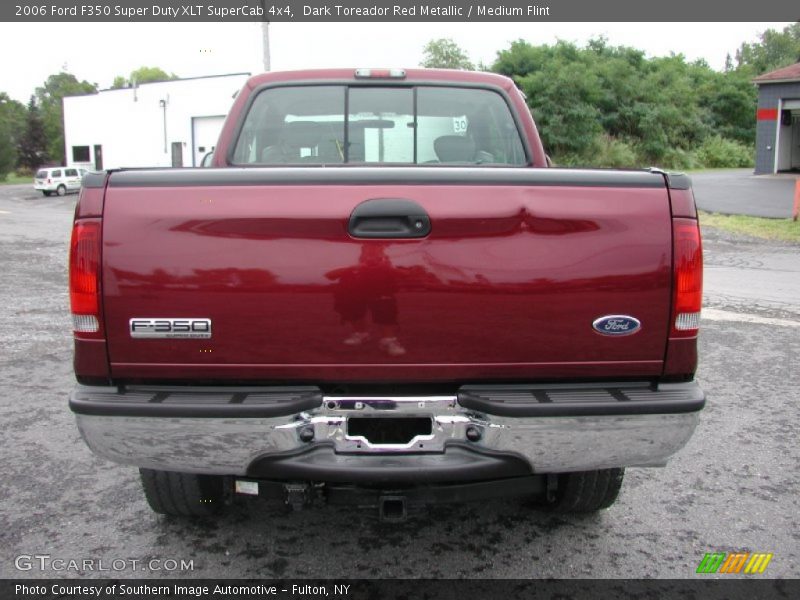 Dark Toreador Red Metallic / Medium Flint 2006 Ford F350 Super Duty XLT SuperCab 4x4