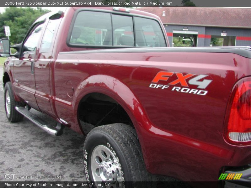 Dark Toreador Red Metallic / Medium Flint 2006 Ford F350 Super Duty XLT SuperCab 4x4