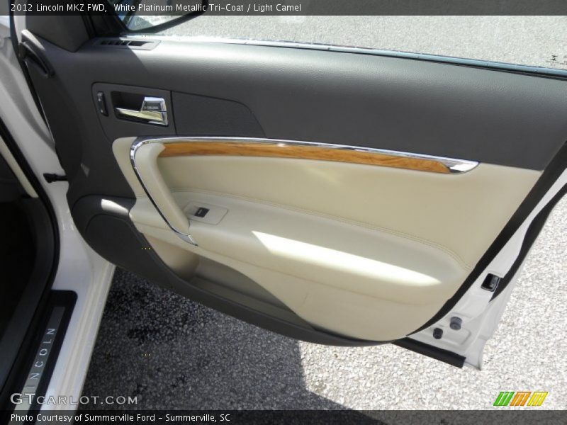 White Platinum Metallic Tri-Coat / Light Camel 2012 Lincoln MKZ FWD