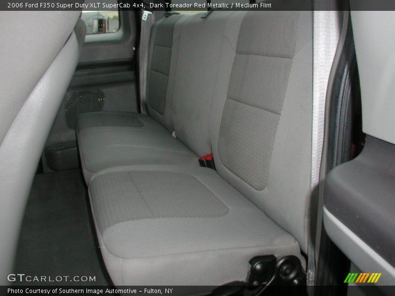 Rear Seat of 2006 F350 Super Duty XLT SuperCab 4x4