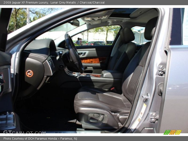Lunar Grey Metallic / Charcoal/Charcoal 2009 Jaguar XF Premium Luxury