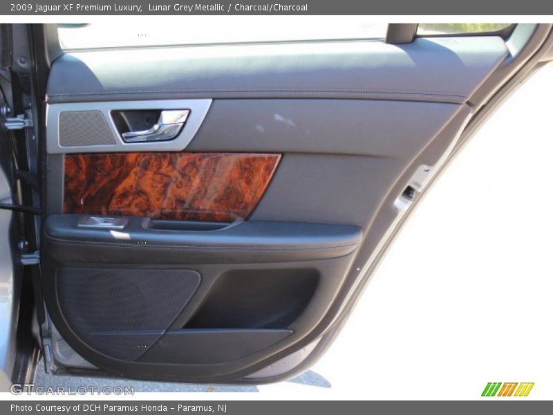 Lunar Grey Metallic / Charcoal/Charcoal 2009 Jaguar XF Premium Luxury