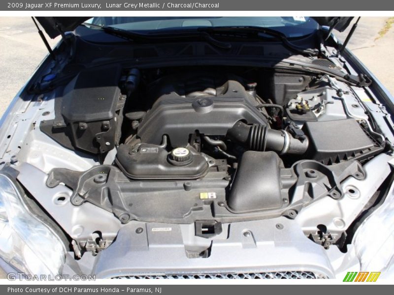 Lunar Grey Metallic / Charcoal/Charcoal 2009 Jaguar XF Premium Luxury