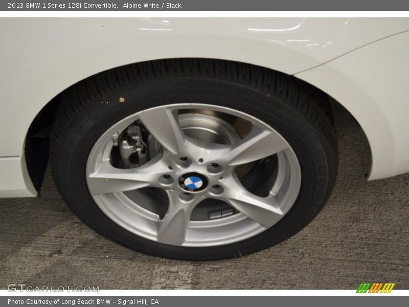  2013 1 Series 128i Convertible Wheel