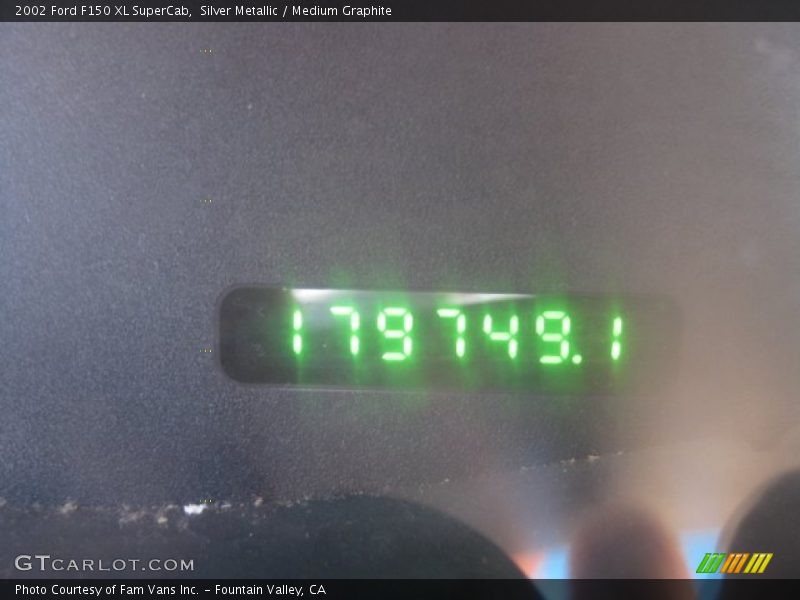 Silver Metallic / Medium Graphite 2002 Ford F150 XL SuperCab